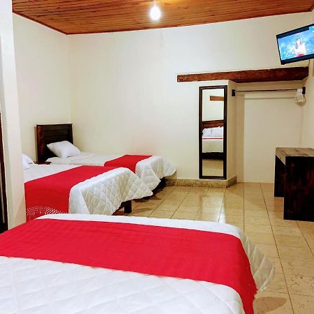 Hotel Casa D'Lina Centro Сан-Крістобаль-де-лас-Касас Екстер'єр фото