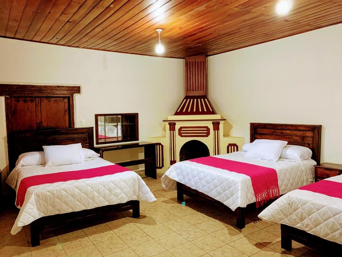 Hotel Casa D'Lina Centro Сан-Крістобаль-де-лас-Касас Екстер'єр фото